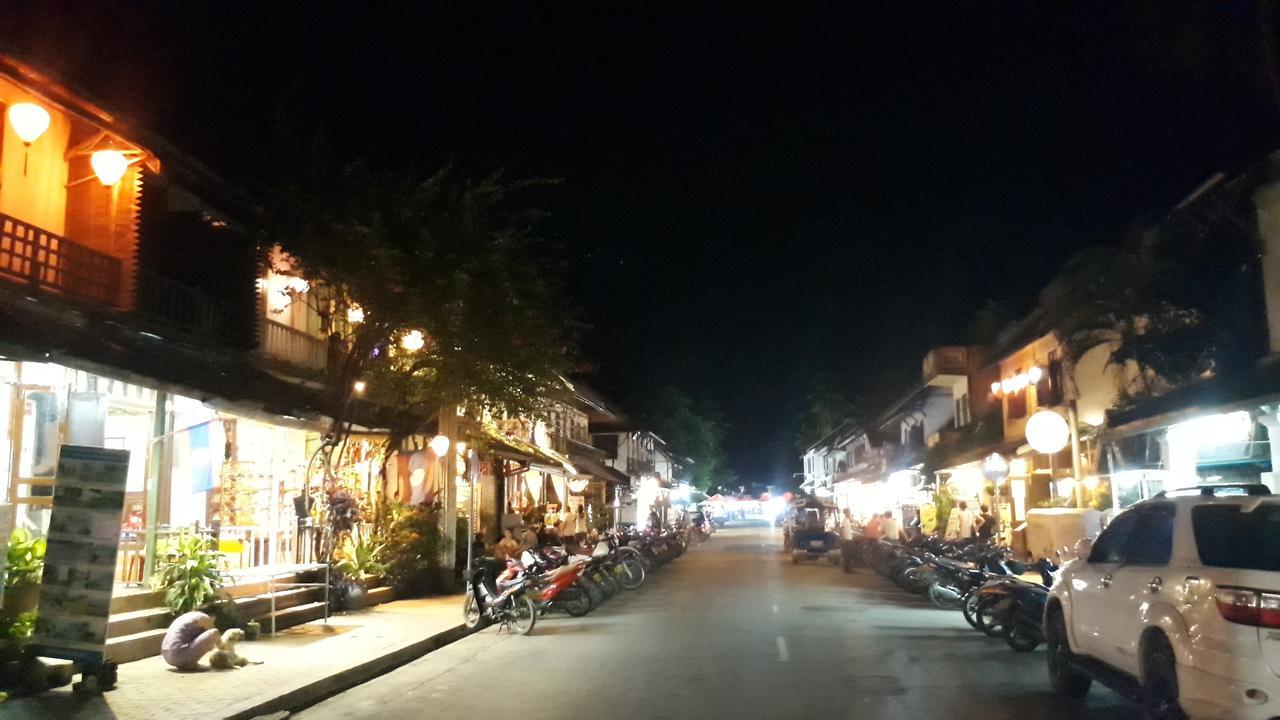 Tony Central Hostel Luang Prabang Exterior foto